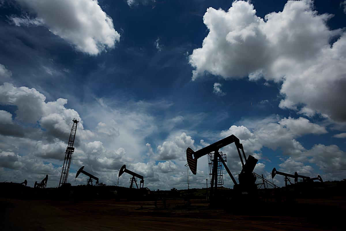 Cavalos-de-pau operando em 2013 na Super Base da Fazenda Panelas na Unidade de Operações da Petrobras na Bahia. Foto: Luis Benedito/Petrobras/Arquivo