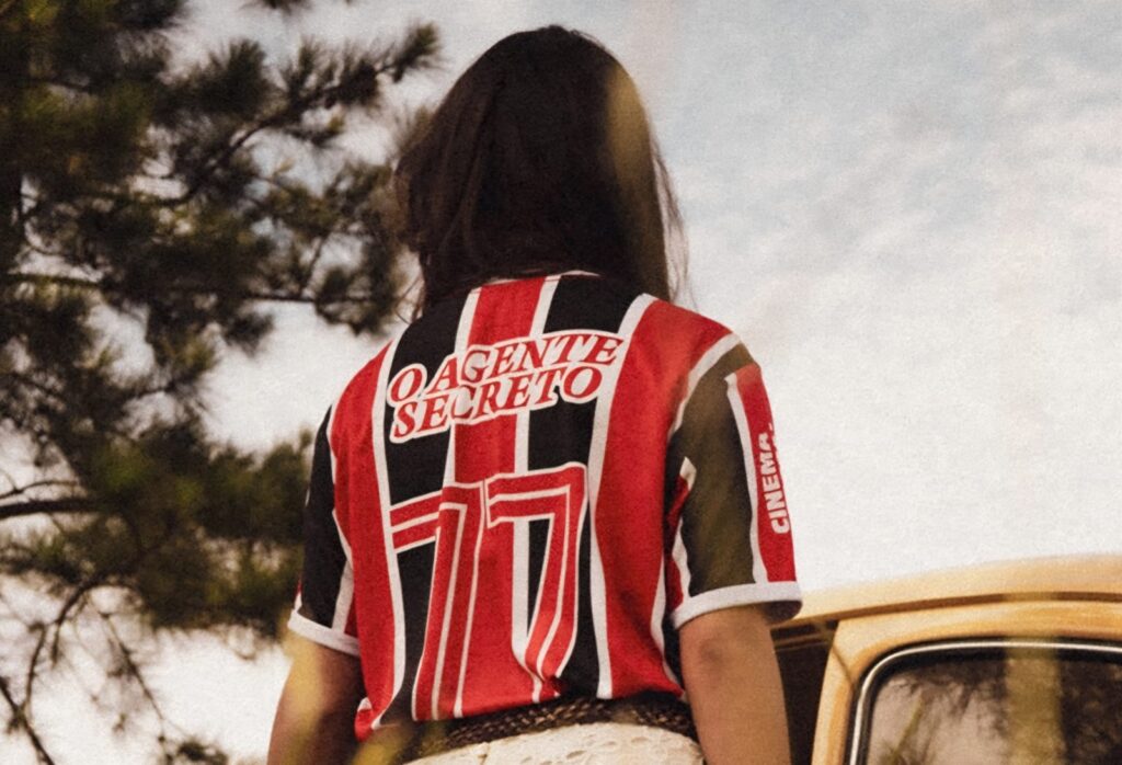 O chamado Trio de Ferro — composto por Sport, Náutico e Santa Cruz — suspendeu rivalidades históricas para um lançamento conjunto com a marca Chico Rei. Foto: Reprodução.