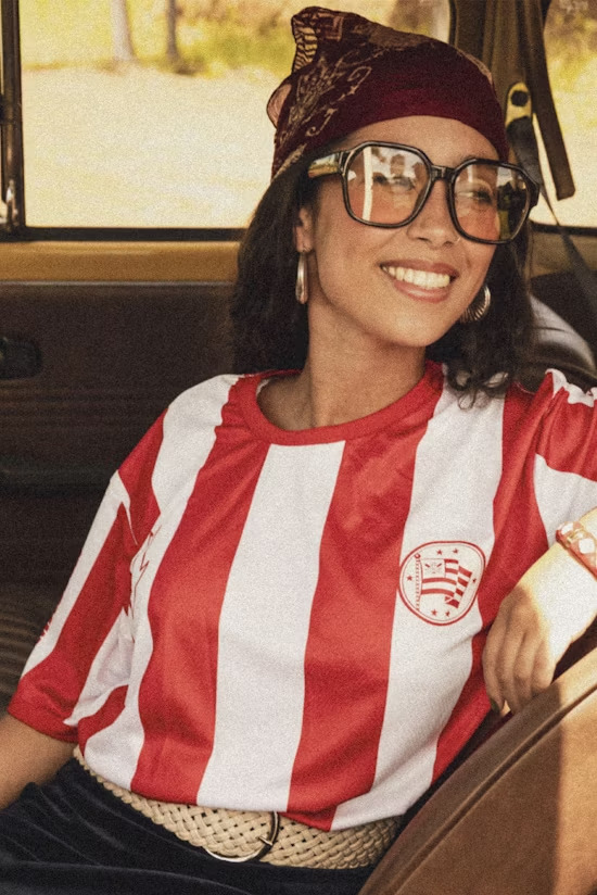 O chamado Trio de Ferro — composto por Sport, Náutico e Santa Cruz — suspendeu rivalidades históricas para um lançamento conjunto com a marca Chico Rei. Foto: Reprodução.