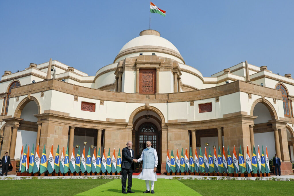 Presidente da República do Brasil, Luiz Inácio Lula da Silva, durante reunião restrita com o Primeiro-Ministro da República da Índia, Narendra Modi, na Sala Nilgiri da Casa Hyderabad em Nova Delhi, na Índia. Foto: Ricardo Stuckert/PR