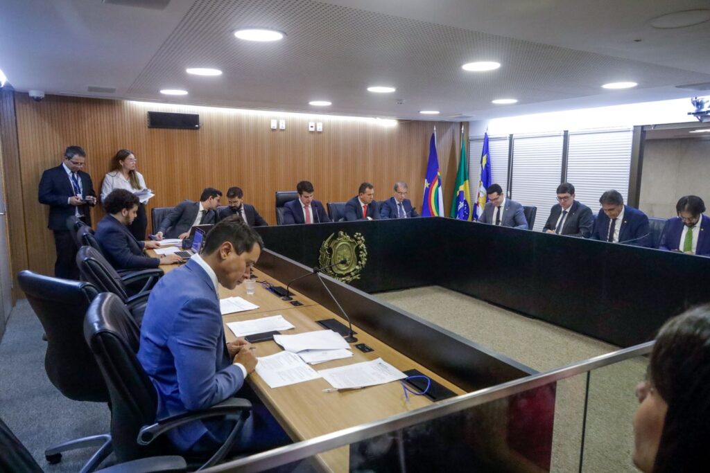 A Comissão de Finanças realiza audiênca pública sobre a LOA e receberá o secretário de Planejamento, Fabrício Marques Foto: Giovanni Costa/Alepe