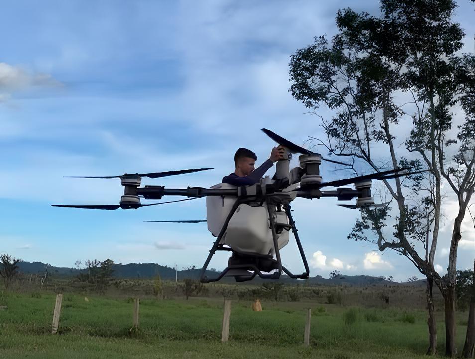 Drone usado como "helicóptero" é denunciado por sindicato da aviação agrícola