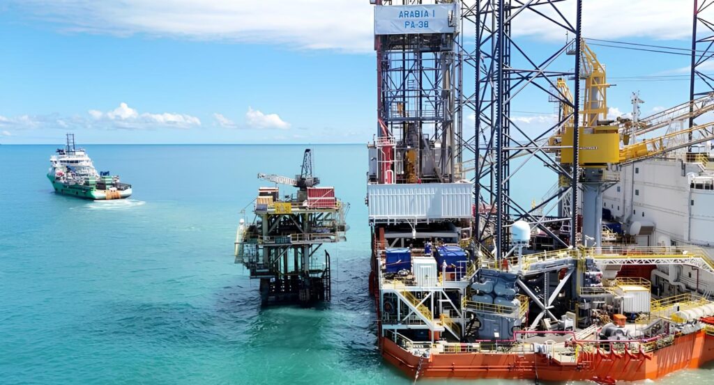 A plataforma autoelevatória PA-38 já começou a trabalhar no descomissionamento dos poços no Campo de Guaricema, a 9 quilômetros da costa de Sergipe, que funcionou por mais de 50 anos. Foto: Agência Petrobras/Divulgação