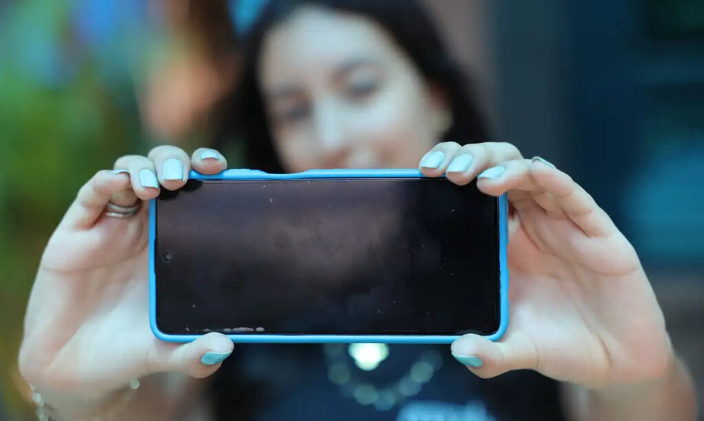 Governo recua e revoga aumento de imposto para smartphones e notebooks