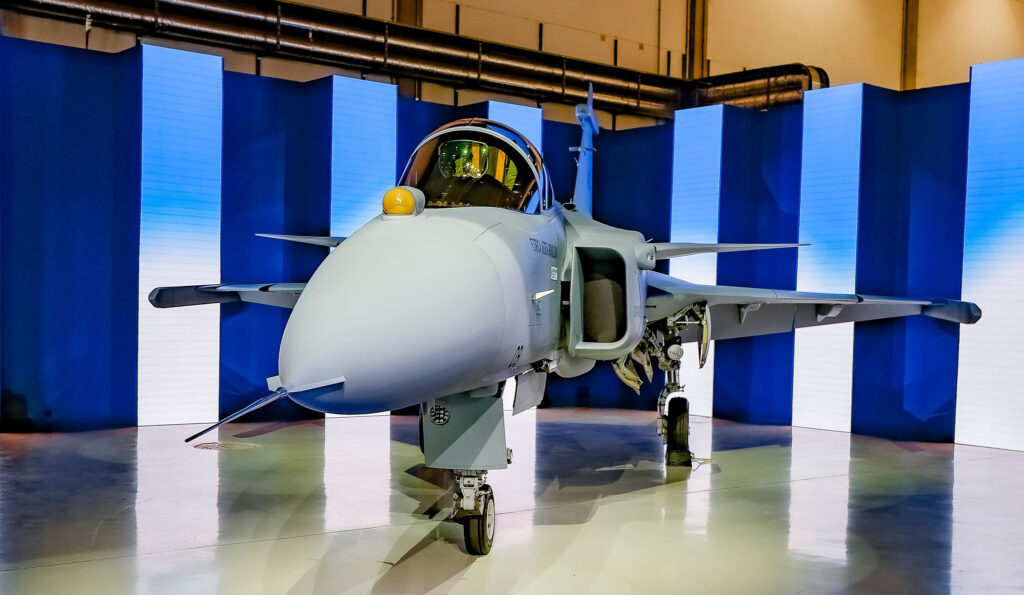 Primeiro Caça F-39 E Gripen montado no Brasil. Foto: Ricardo Stuckert/PR
