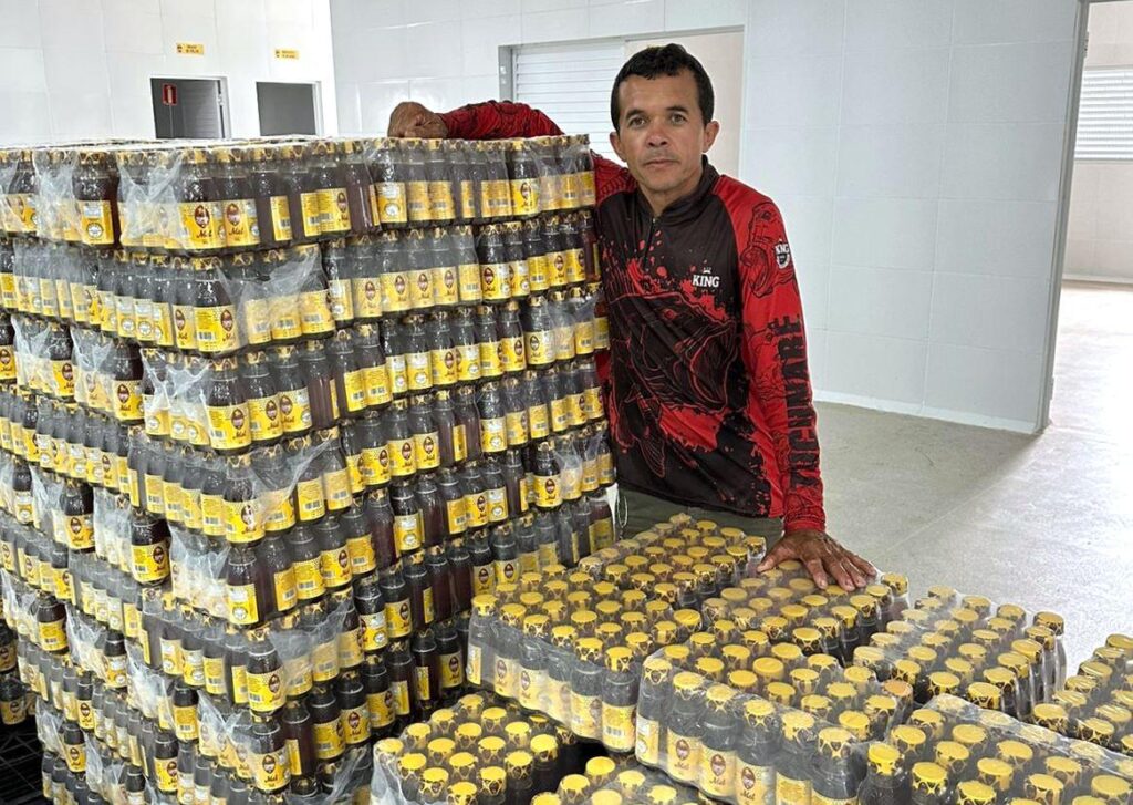 Jean Ferreira, apicultor chefe Zumbi dos Palmares