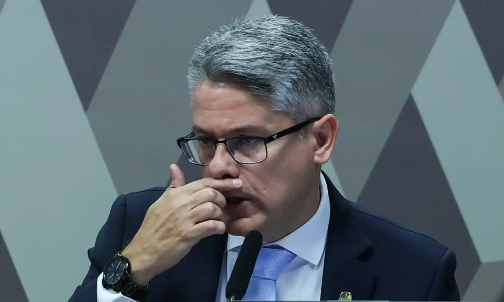 Senador Alessandro Vieira 