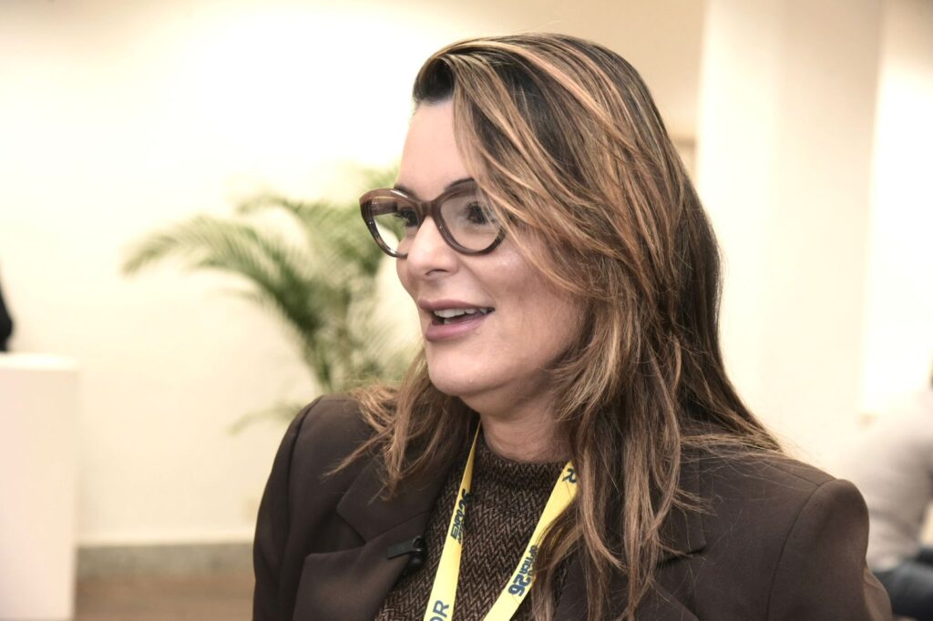 Ambra Nobre, Abióptica
