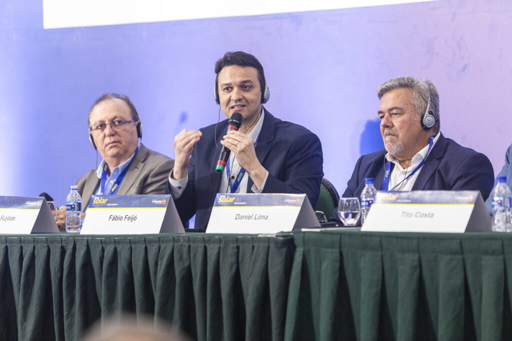 Fábio Feijó, secretário de Desenvolvimento Econômico do Ceará, anunciou R$ 200 bilhões em investimentos aprovados para data centers no estado até 2033 - Foto: Nicolas Leiva/Divulgação