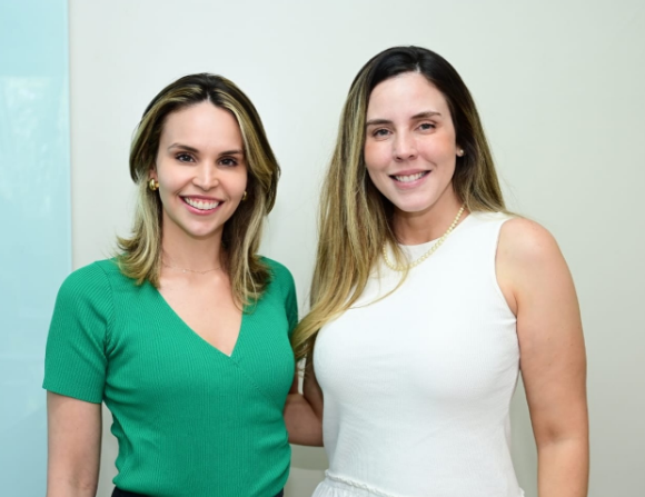 A Vice-governadora, Jade Romero e a Vice-prefeita de Fortaleza, Gabriella Aguiar se desvincularam dentro do prazo de desincompatibilização exigido pelo TRE - Foto: Divulgação