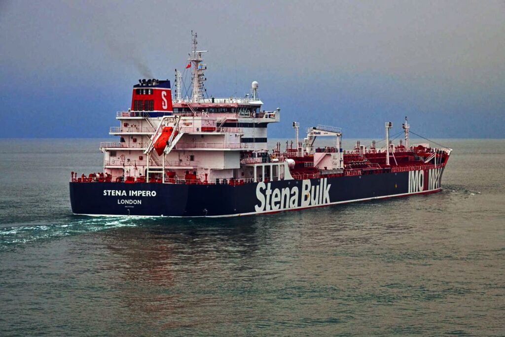 Barco apreendido pelo Irã no dia 19 de março no Estreito de Ormuz