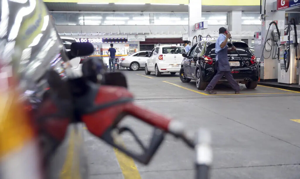 combustíveis álcool diesel pacote governo federal postos preços