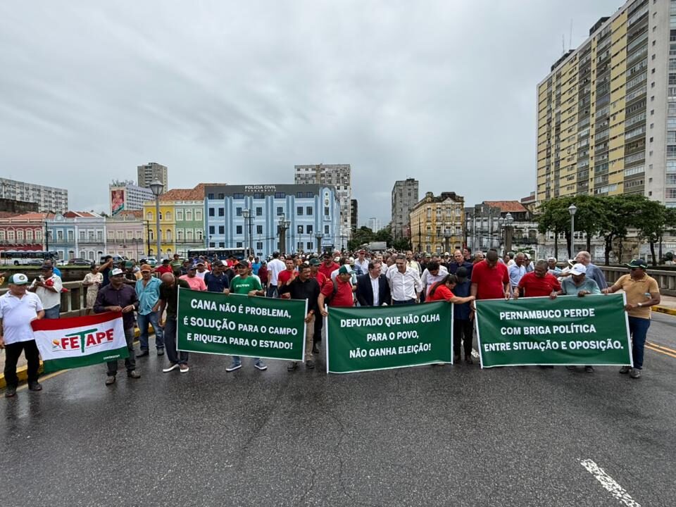 Grupo saiu em caminhada até o Palácio do Campo das Princesas fertilizantes - Foto: AFCP/Divulgação