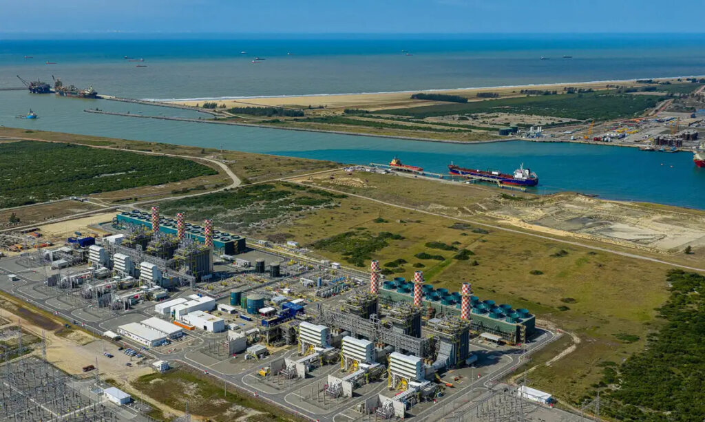 Anúncio de bandeira amarela ocorre devido ao período seco no Brasil, o que leva a uma geração hidrelétrica menor e ao acionamento de usinas termelétricas, com custo mais elevado da energia elétrica. Ricardo Stuckert/PR