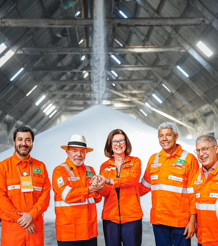 Visita à Fábrica de Fertilizantes Nitrogenados da Petrobras na Bahia (Fafen-BA) por ocasião da Retomada das Operações em Camaçari, na Bahia. Foto: Ricardo Stuckert/PR