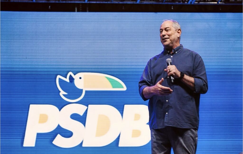 Ciro Gomes durante evento político: ex-ministro aposta no Ceará após quatro tentativas frustradas de chegar à Presidência - Foto: Reprodução Instagram