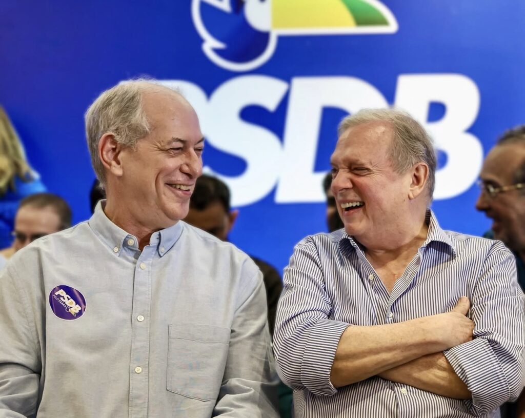 Ciro Gomes e o ex-senador Tasso Jereissati (PSDB): veterano da política cearense, Tasso empresta peso e experiência à aliança que desafia a reeleição do governador Elmano de Freitas - Foto: Reprodução