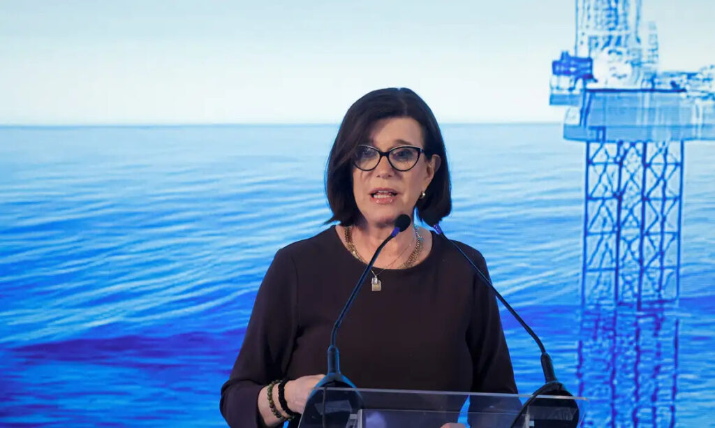 “É uma novidade que viabiliza um projeto grandioso como esse, de um valor inestimável, para a produção de óleo e gás do Nordeste e para o país como um todo”, disse a presidente da Petrobras, Chambriard. Foto: Fernando Frazão/Agência Brasil