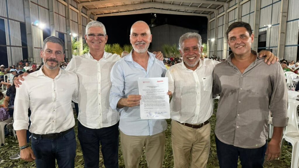 Assinatura acordo veolia Pindorama