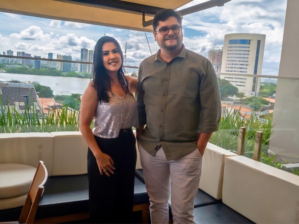 Tarciana Oliveira, coordenadora de Marketing, e Marco Sodré, superintendente do Recife Outlet - Foto: Danilo Lima/ME