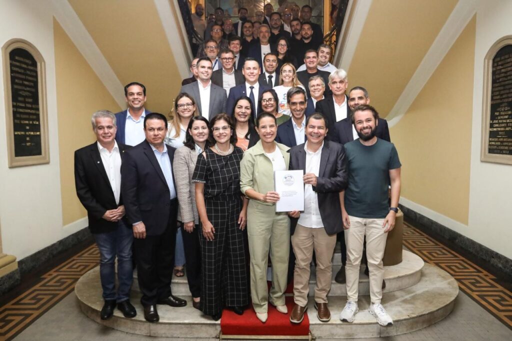 Grupo de trabalho será responsável por aprofundar estudos sobre tributação, incentivos e estratégias de fortalecimento do setor têxtil pernambucano. Foto: Hesíodo Góes/Secom