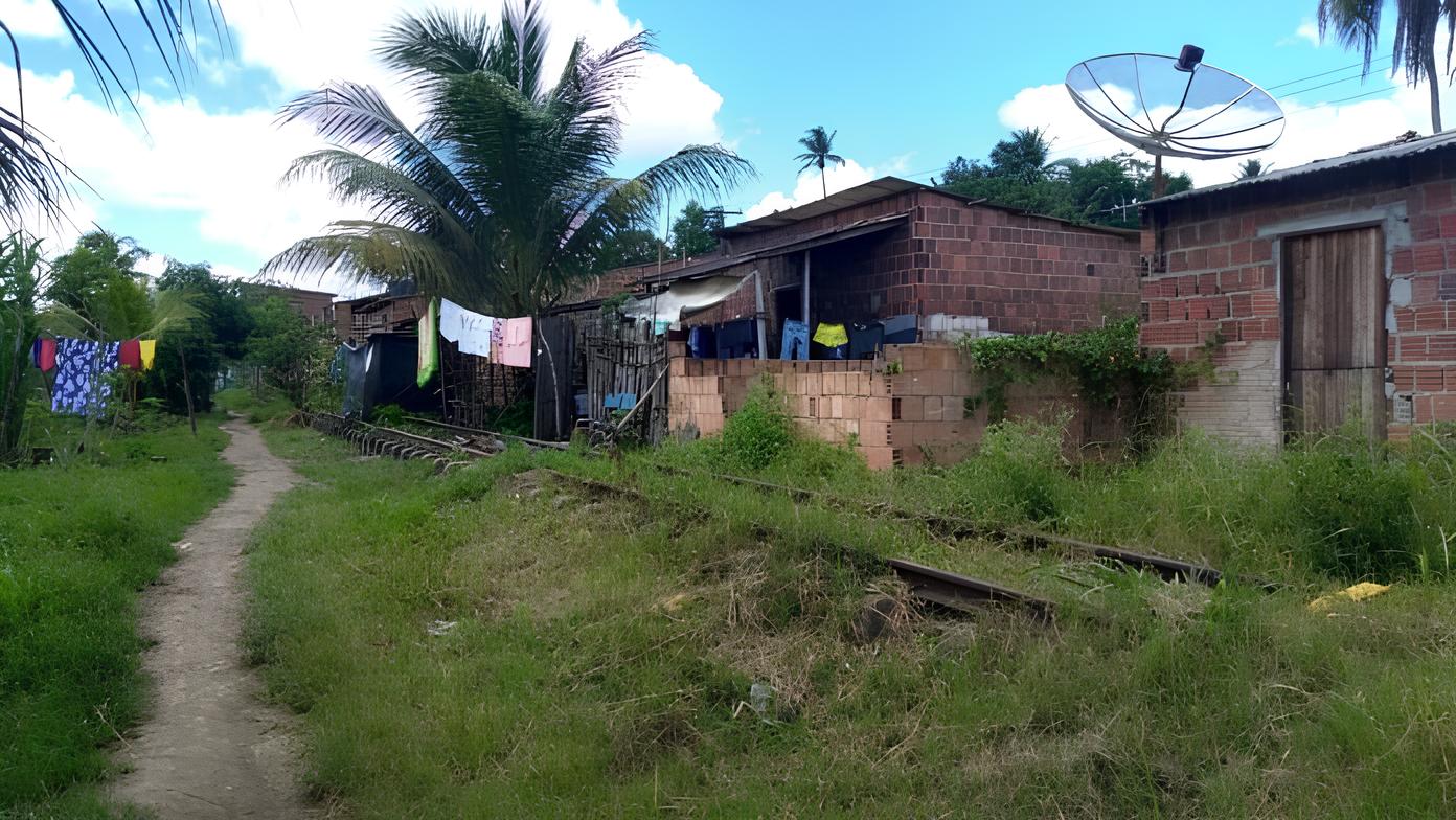 Trecho no município pernambucano de Palmares faz parte da malha férrea administrada pela Ferrovia Transnordestina Logística S.A.. Foto: CNBB/Reprodução
