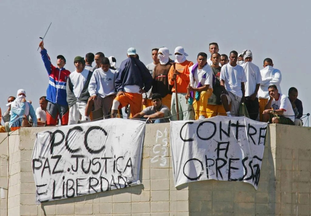 EUA isolam Brasil e dão selo de terroristas às facções PCC e CV