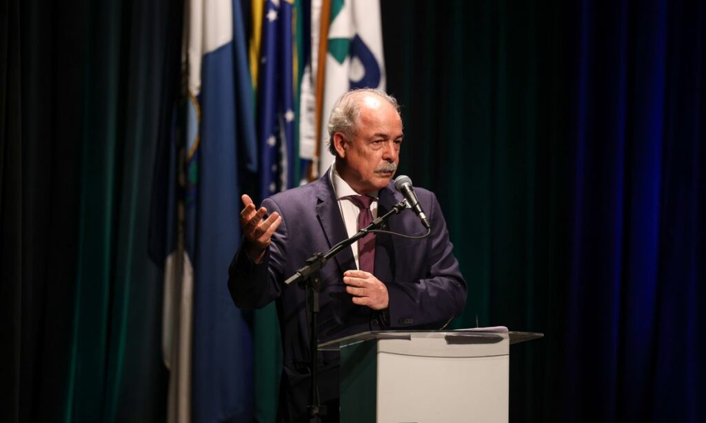 Em entrevista coletiva na capital paulista para divulgar o balanço trimestral do banco, Aloizio Mercadante falou que o BNDES pretende atuar fortemente nesse tipo de mineração. Foto: Tomaz Silva/Agência Brasil