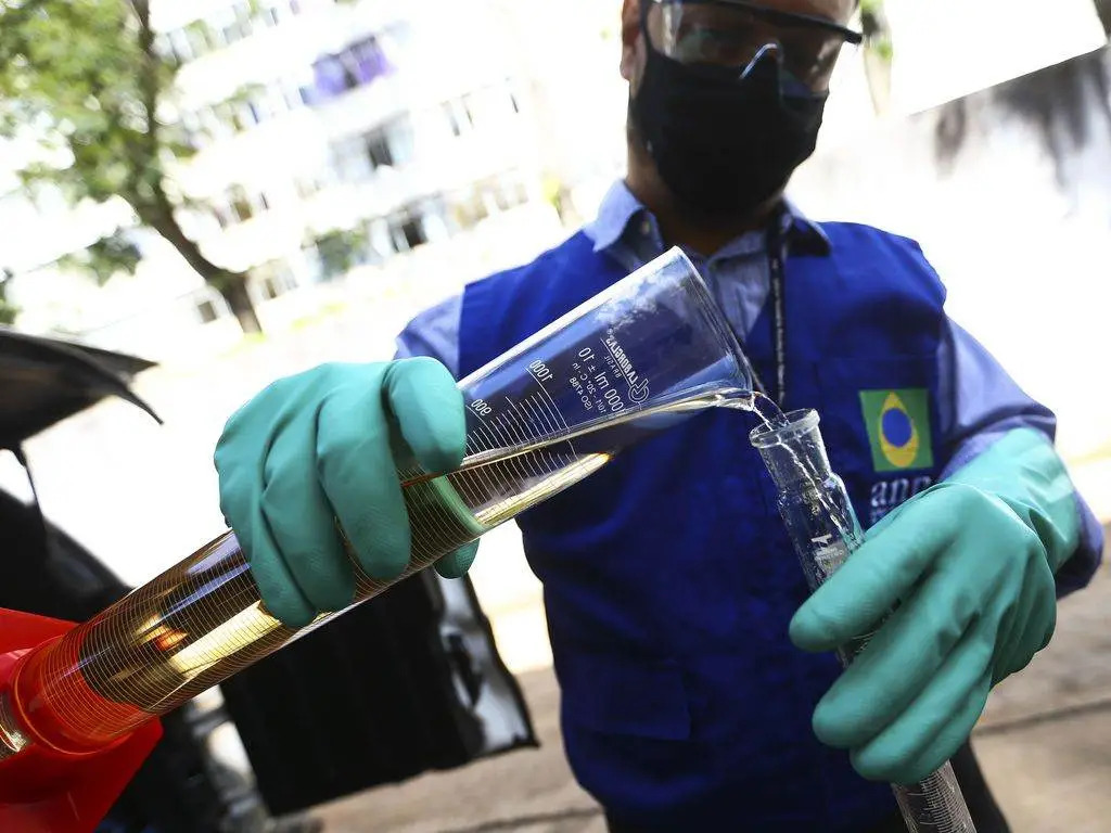 ANP etanol gasolina combustível