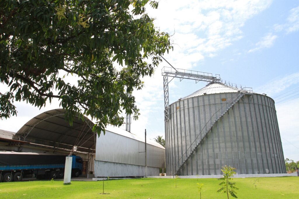 Da sede no Ceará, a Avine coordena uma cadeia que gera cerca de 1.200 empregos diretos e indiretos e abastece supermercados e atacarejos em doze estados - Foto: Divulgação