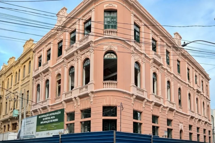 Instituto do Patrimônio Histórico e Artístico Nacional (IPHAN) e a Diretoria de Preservação do Patrimônio Cultural do Recife aprovaram intervenções no prédio que vai abrigar o NERD do Porto Digital. Foto: Porto Digital/Divulgação