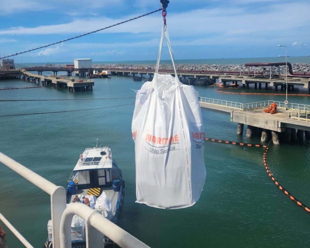 Maritime Ship Service - Fornecimento de Navios (4)