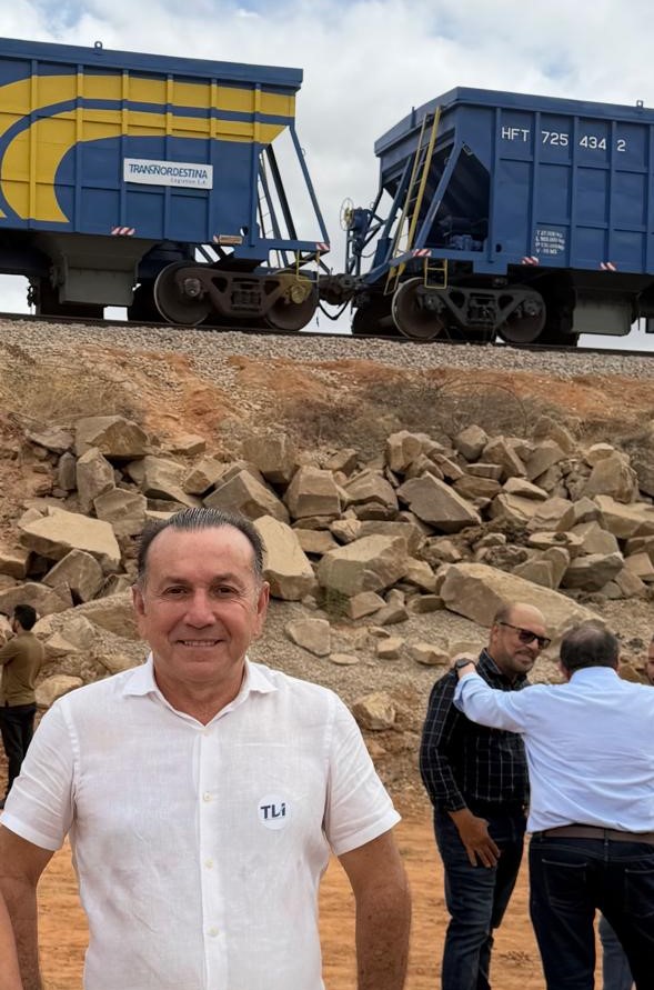 Eugério Queiroz, sócio do Terminal Logístico de Iguatu, acompanhou a visita da comitiva da JBS Seara, ele também falou sobre o andamento das obras do empreendimento, que também prevê a construção de um terminal de containers de cerca de 50 mil metros quadrados - Foto: Divulgação