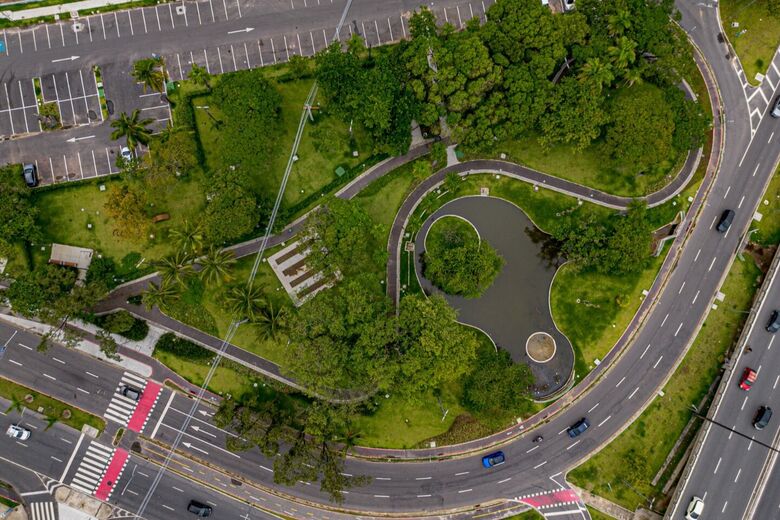 Consórcio Novo Recife entrega primeira etapa do Parque da Orla, no Cais José Estelita