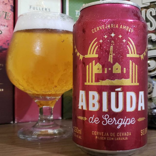 Cervejas regionais: Abiúda, de Sergipe, com suco de laranja. Foto: Divulgação