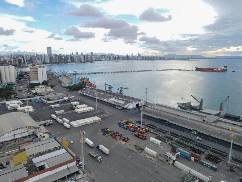 Movimentação de cargas no Porto de Fortaleza cresceu 10,06% no primeiro semestre de 2026 frente ao mesmo período do ano anterior - Foto: Divulgação