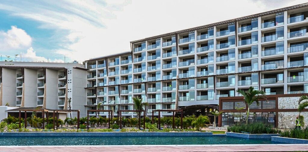 Grupo Tauá estreia no litoral brasileiro com abertura do resort em João Pessoa