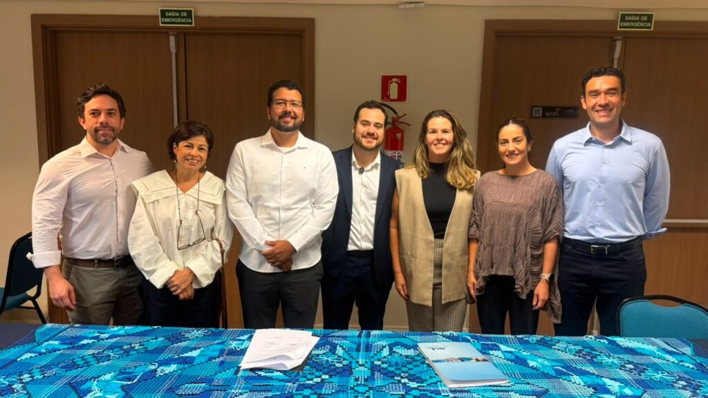 Restauração de corais Alagoas, parceria Biofábrica de Corais, ABIH Maceió Conventions & Bureau
