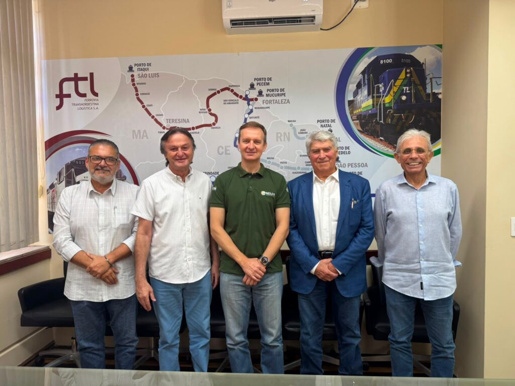 Dias antes da chegada do presidente, o presidente Ismael Trinks esteve com o prefeito de Quixeramobim, Cirilo Pimenta, o secretário de Desenvolvimento Econômico, Afrânio Feitosa, o empresário Amarílio Macêdo e sua equipe - Foto: Divulgação