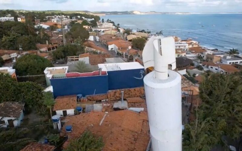 Antena eólica da tim em Pipa, Rio Grande do Norte. Foto: Divulgação